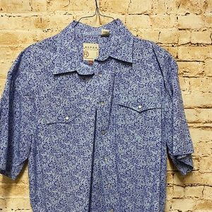 Roper brand shortsleeved button down Size XL